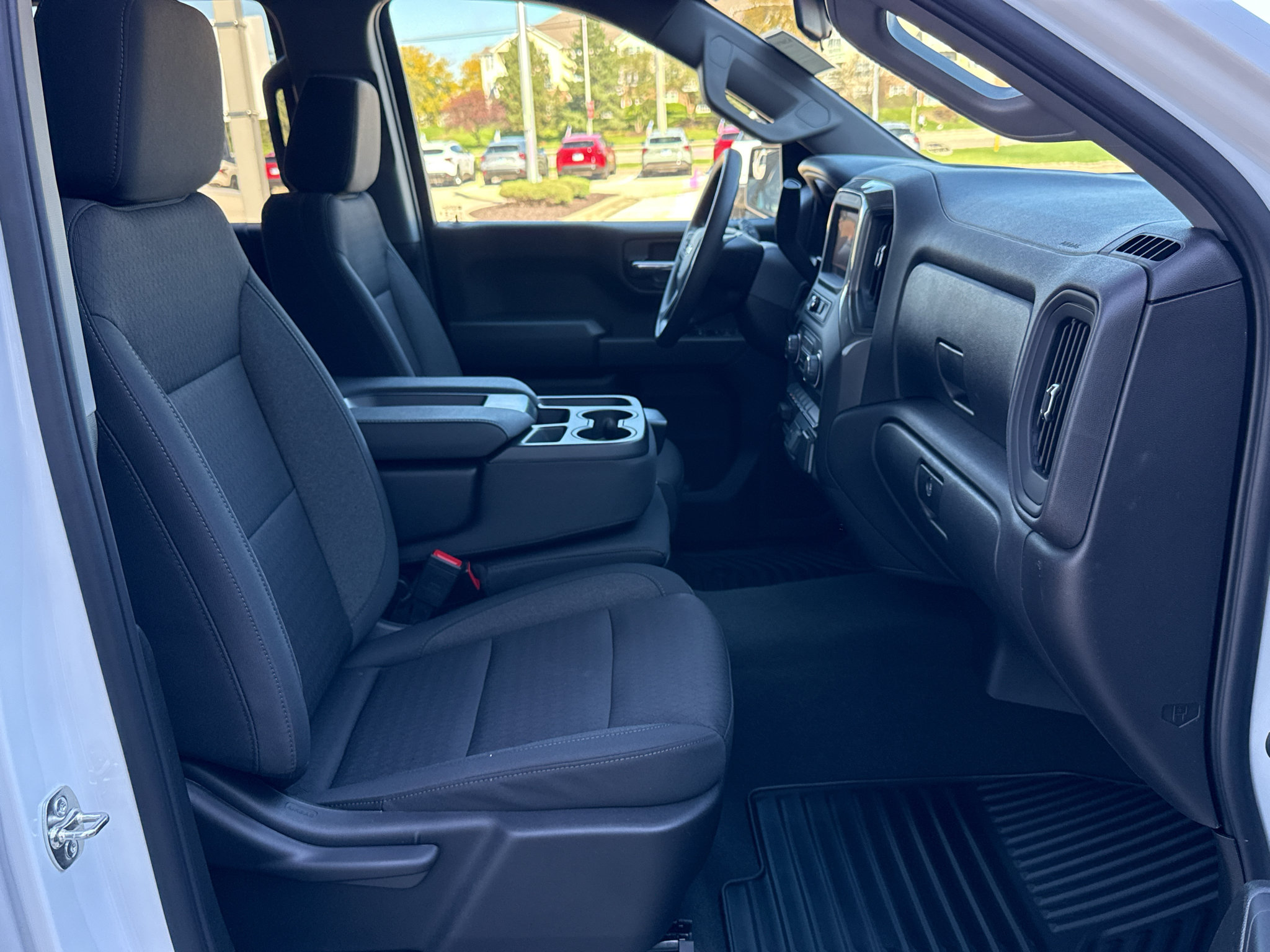 New 2026 Chevrolet Silverado 1500 Custom AWD/4WD image 38