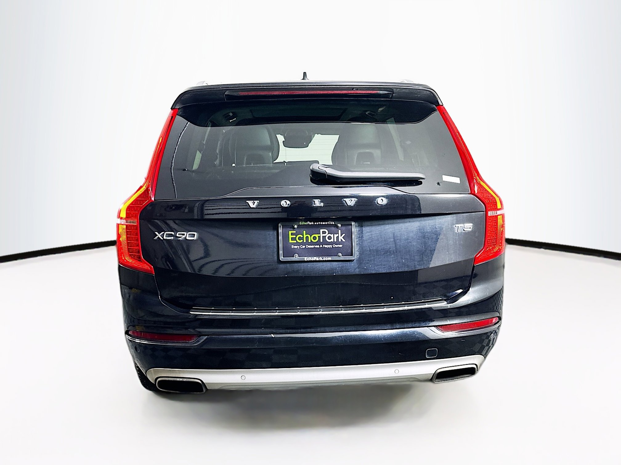 Used 2021 Volvo XC90 T5 Momentum w/ Protection Package Premier image 7