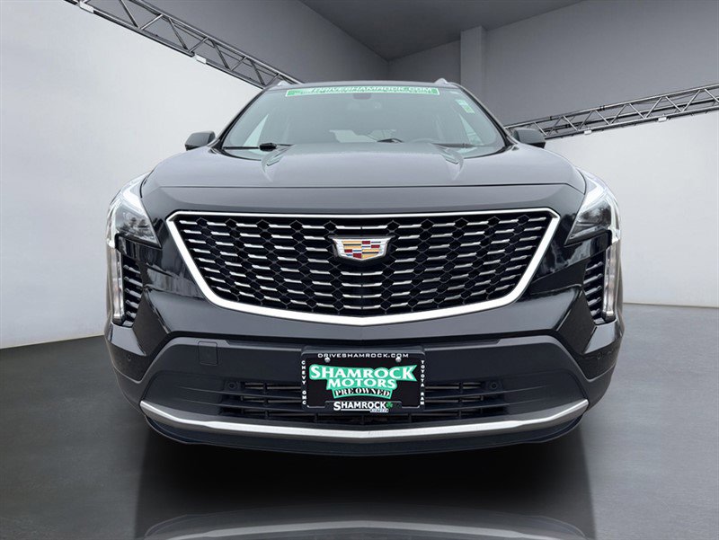 Used 2019 Cadillac XT4 Premium Luxury w/ Cold Weather Package image 9