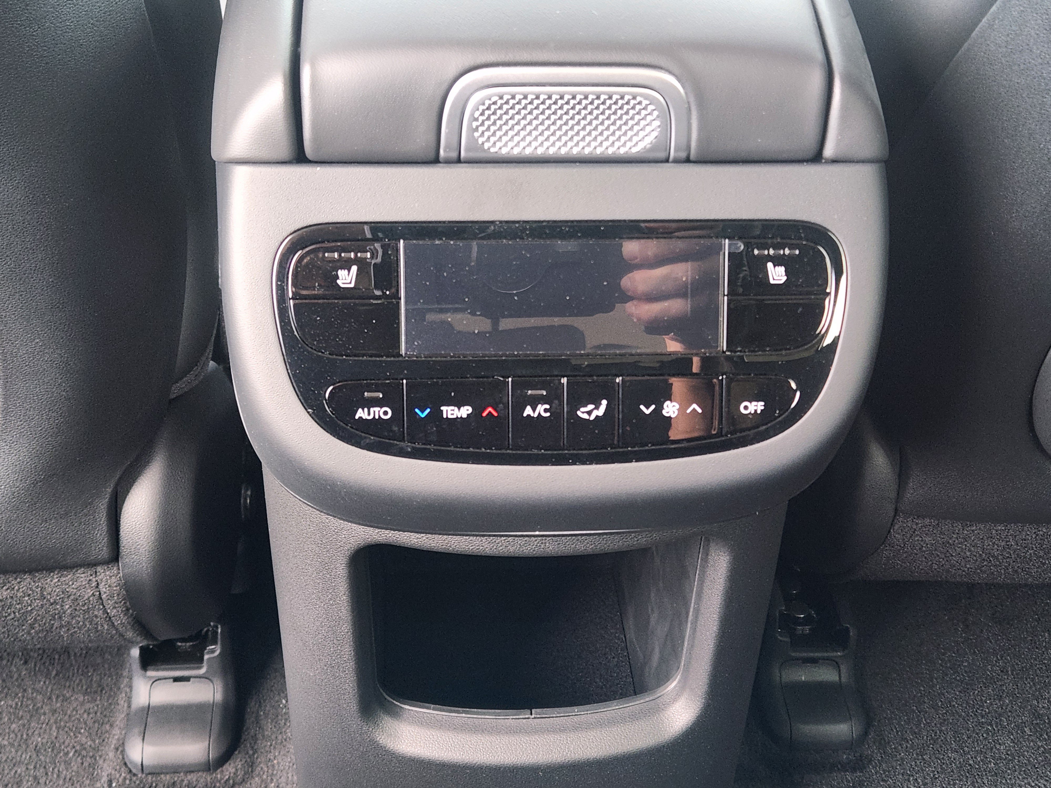 New 2026 Hyundai Ioniq 9 SEL AWD/4WD image 34
