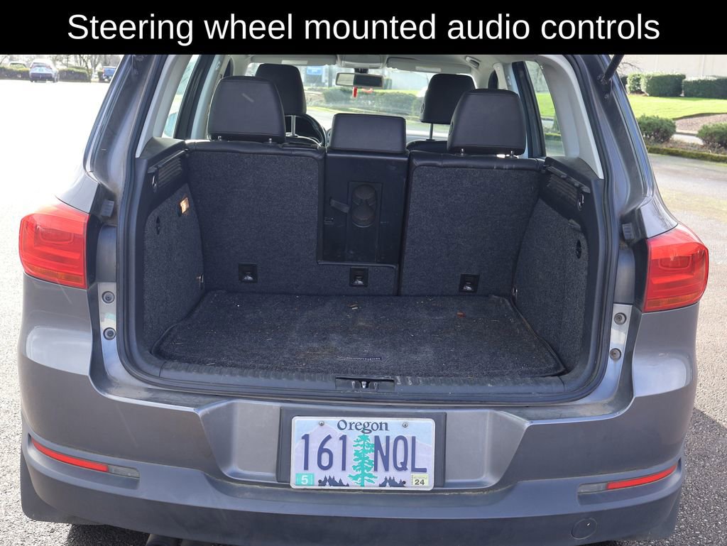 Used 2017 Volkswagen Tiguan S image 6