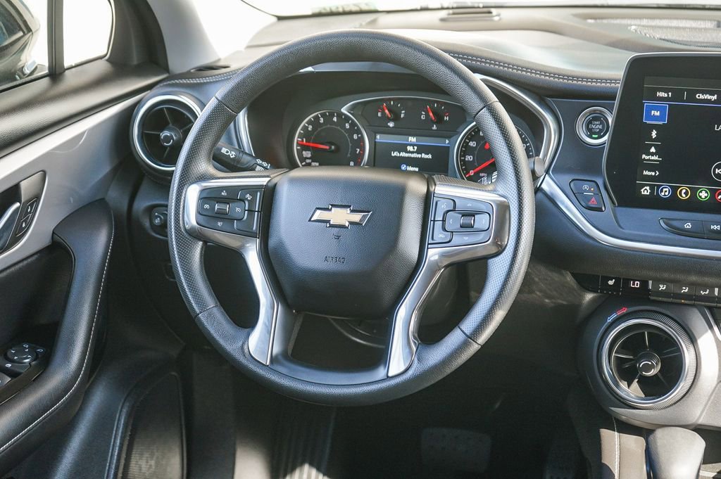 Used 2025 Chevrolet Blazer LT image 14