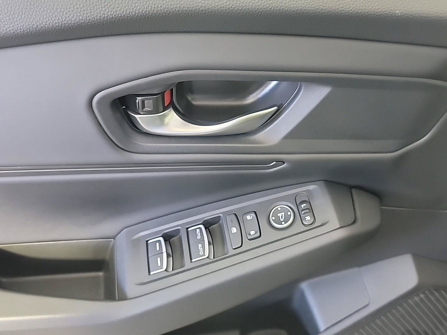 Certified 2024 Honda Accord EX image 34