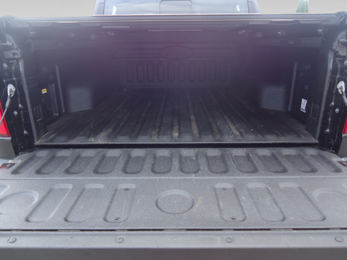 Used 2024 Ford Maverick Lariat FWD image 11