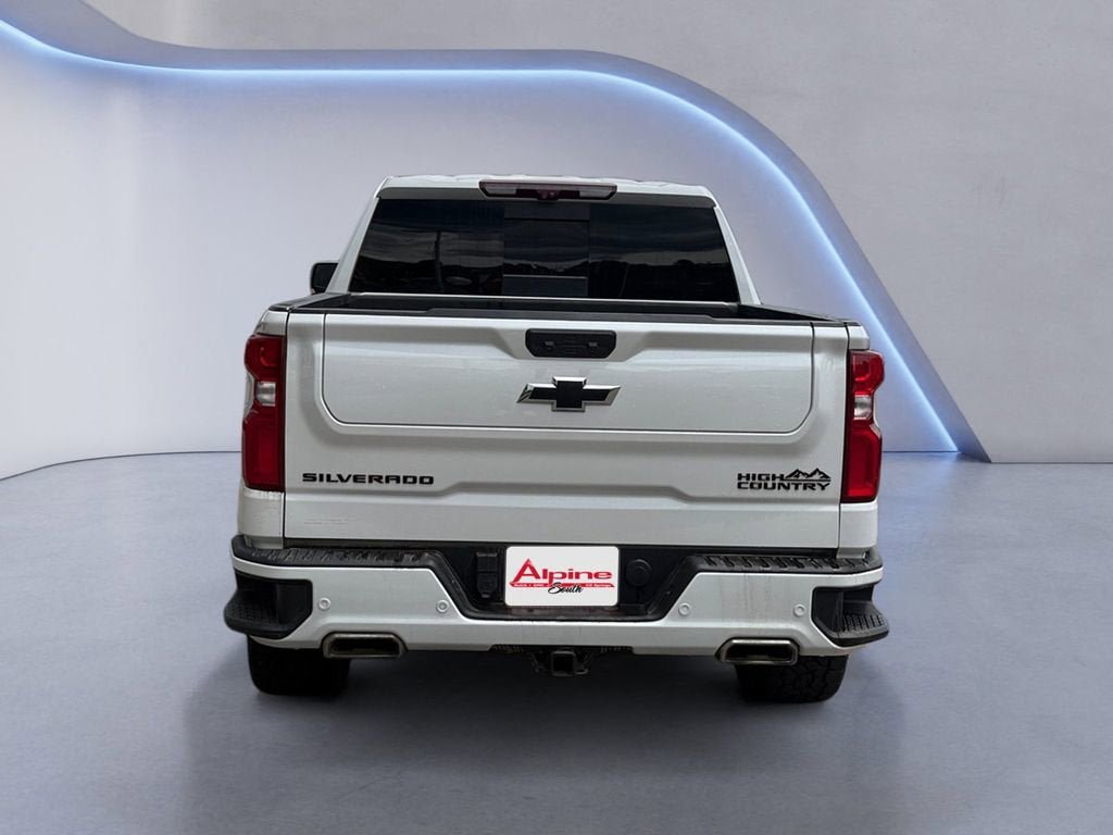 Used 2023 Chevrolet Silverado 1500 High Country w/ Technology Package AWD/4WD image 4