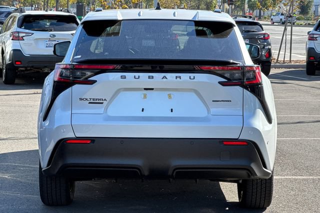New 2026 Subaru Solterra AWD/4WD image 5