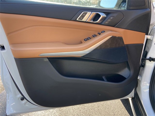 Certified 2022 BMW X5 xDrive40i w/ Parking Assistance Package image 25