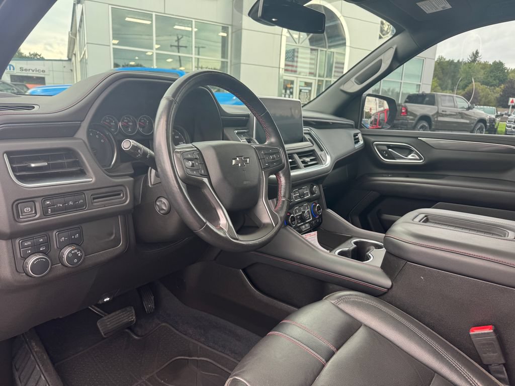 Used 2021 Chevrolet Tahoe RST w/ Luxury Package AWD/4WD image 8