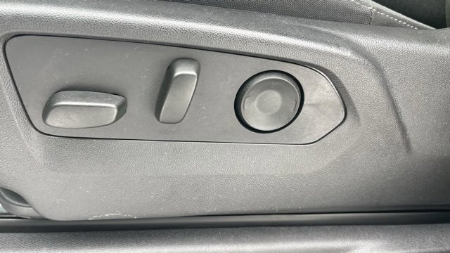 Used 2024 GMC Sierra 2500 SLE w/ SLE Convenience Package image 11