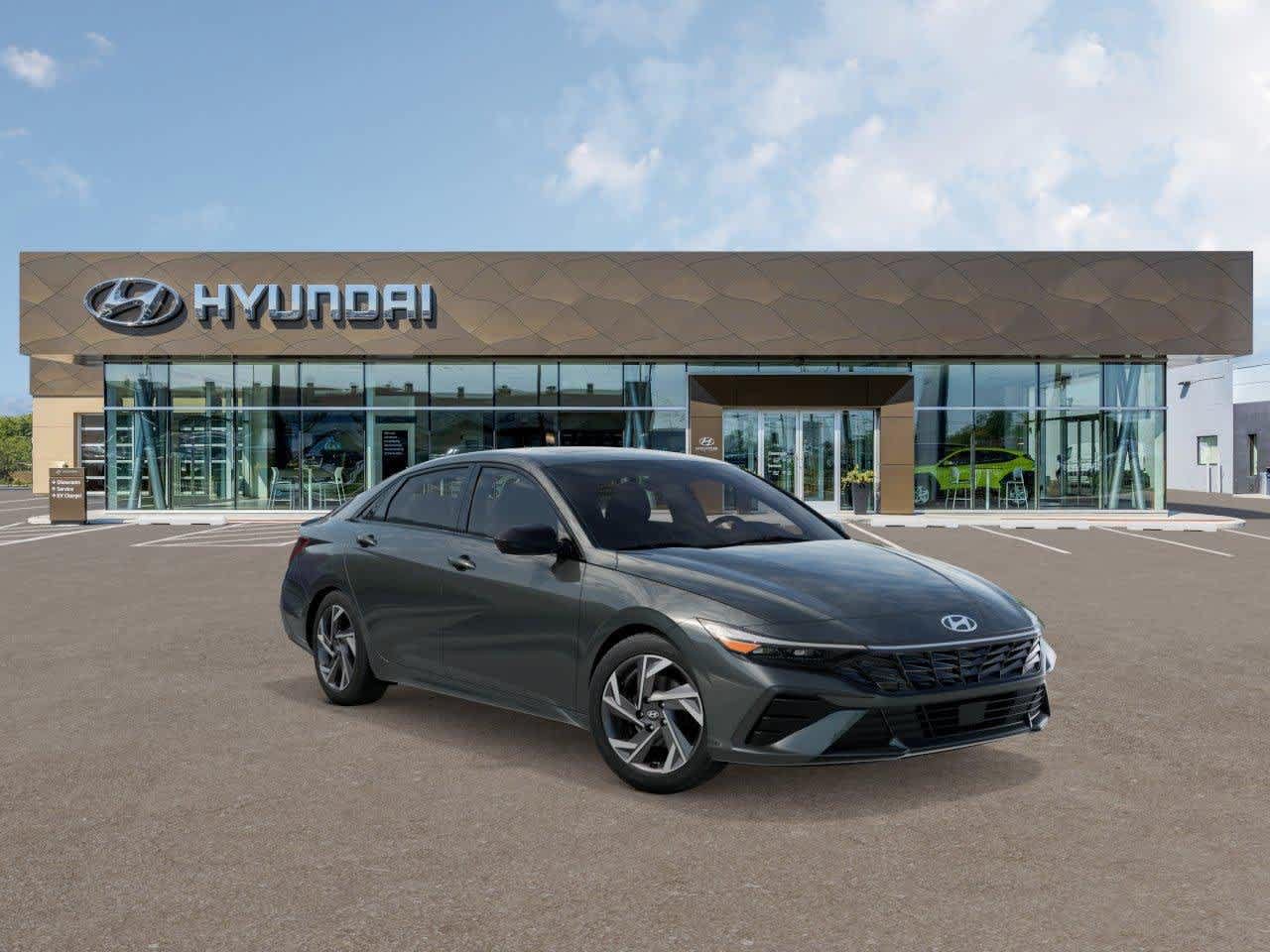 Used 2026 Hyundai Elantra SEL Sport FWD image 2