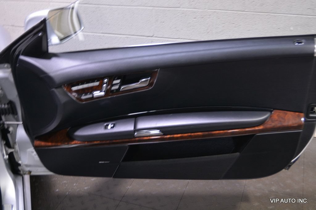 Used 2010 Mercedes-Benz CL 550 4MATIC image 16