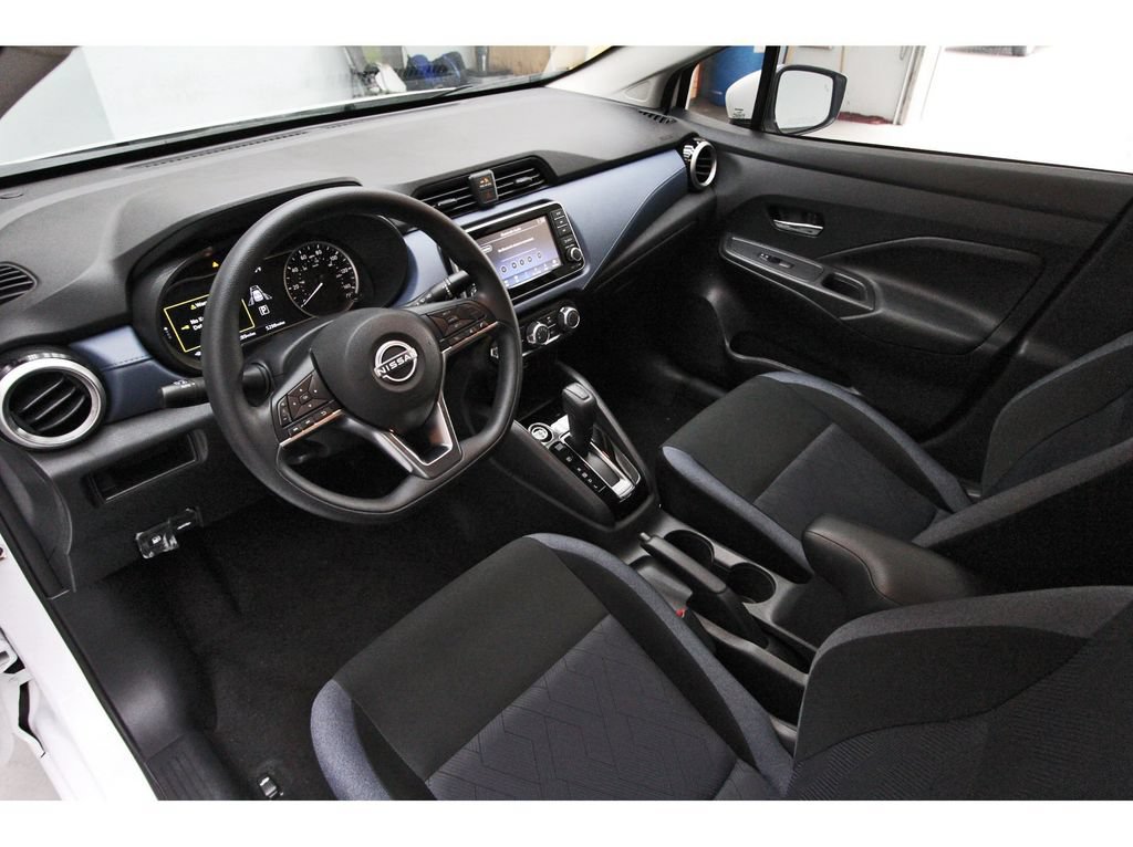 Used 2025 Nissan Versa SV w/ Trunk Package FWD image 14