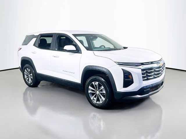 New 2026 Chevrolet Equinox LT image 2