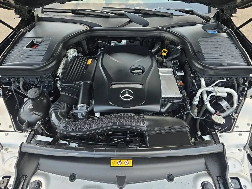 Used 2017 Mercedes-Benz GLC 300 4MATIC image 62