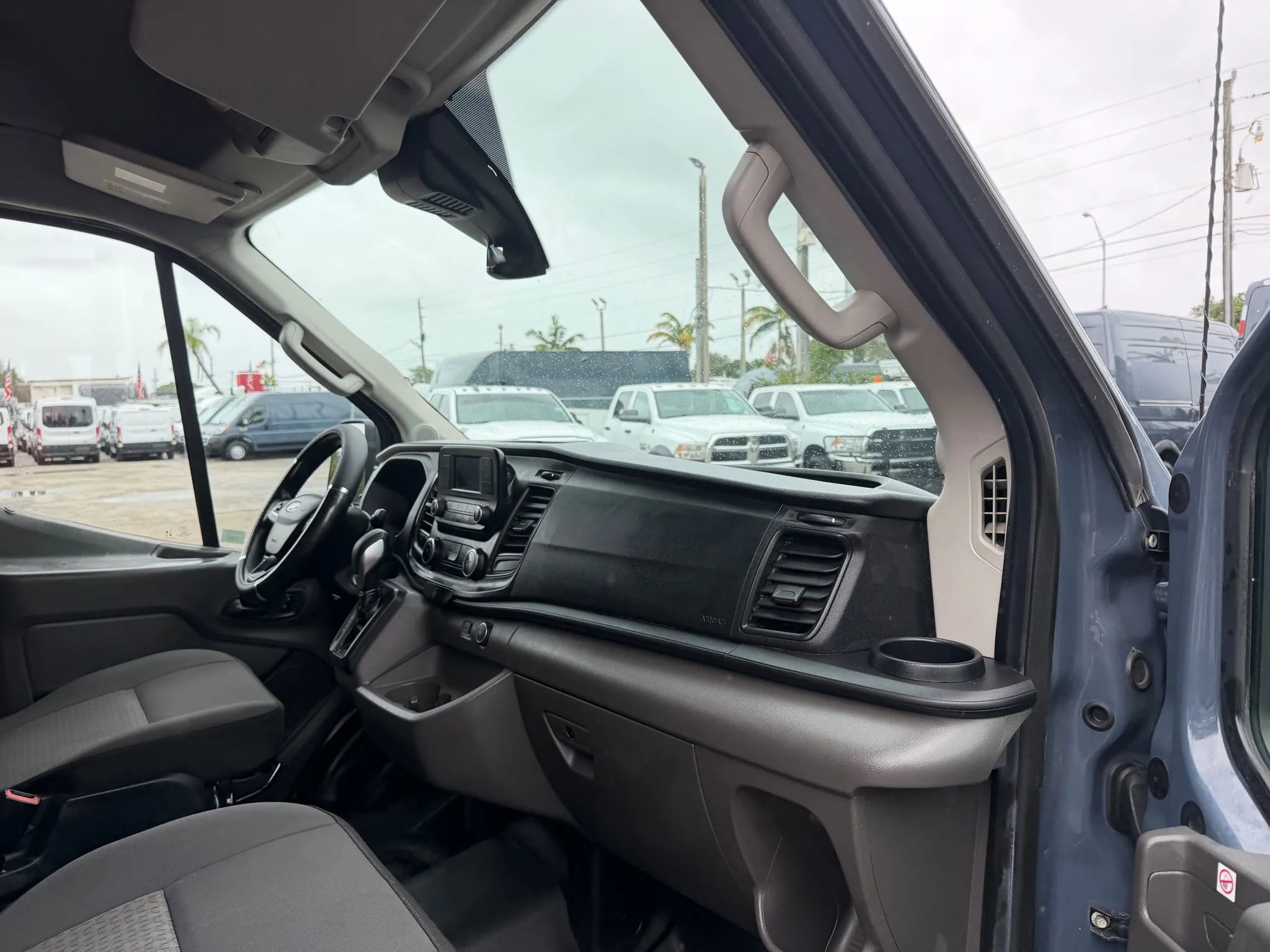 Used 2020 Ford Transit 250 148 High Roof Extended image 17