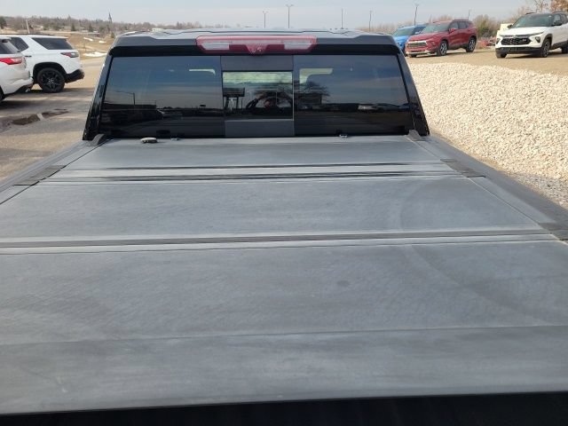 Used 2020 Chevrolet Silverado 1500 High Country w/ Technology Package AWD/4WD image 26