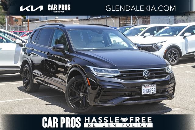 Used 2023 Volkswagen Tiguan SE R-Line FWD image 1