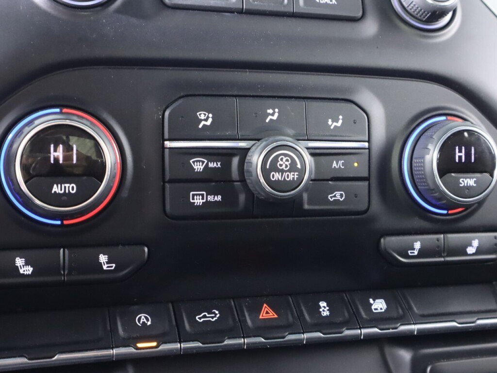 Used 2020 Chevrolet Silverado 1500 RST image 22