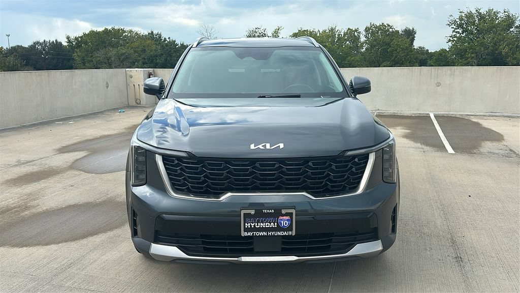 Used 2024 Kia Sorento S FWD image 7