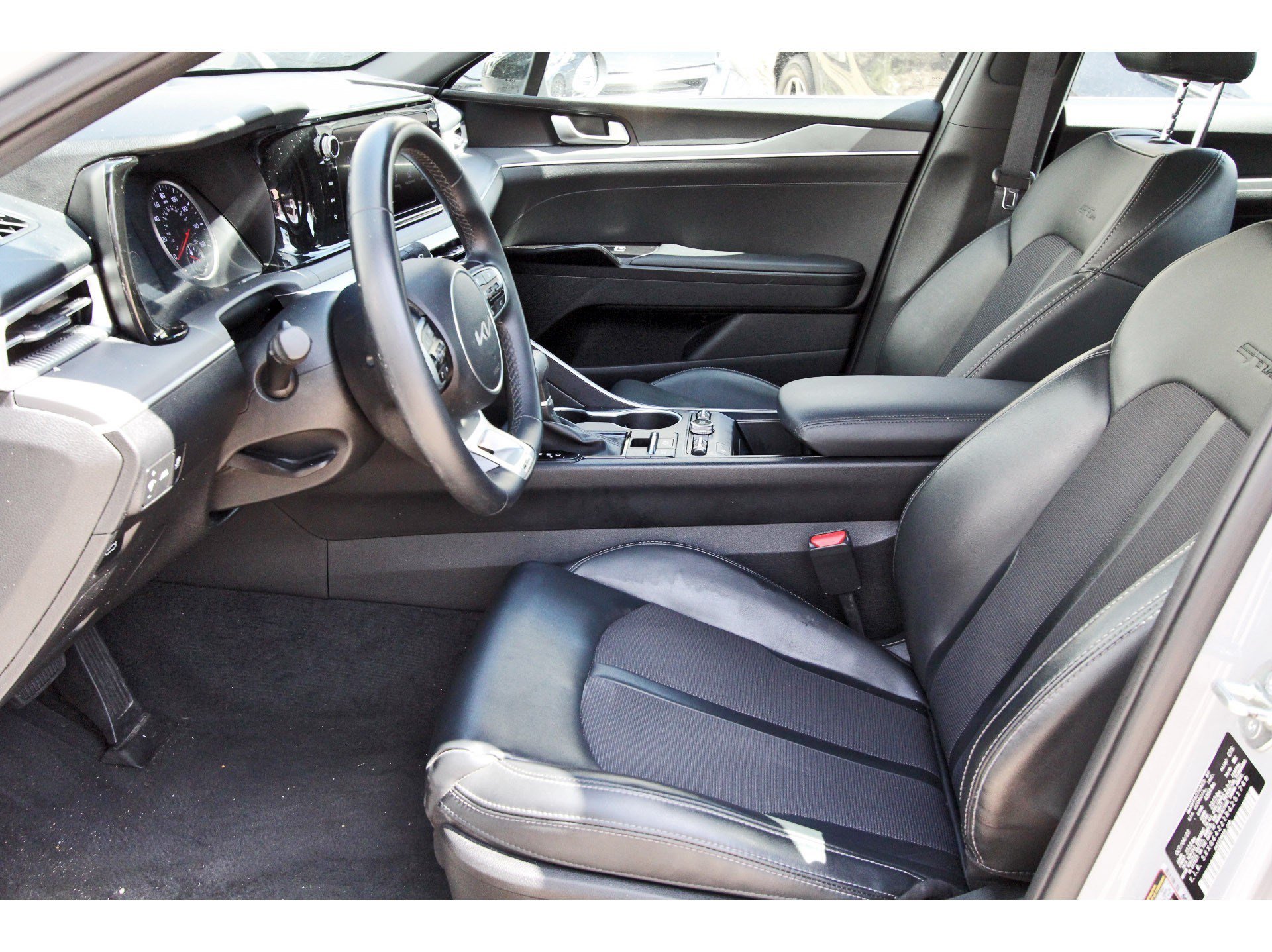 Certified 2024 Kia K5 GT-Line FWD image 9