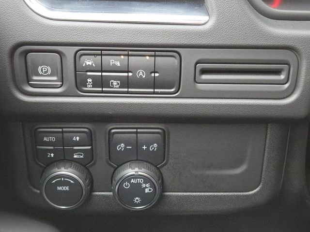 Used 2023 Chevrolet Tahoe RST w/ Luxury Package image 12