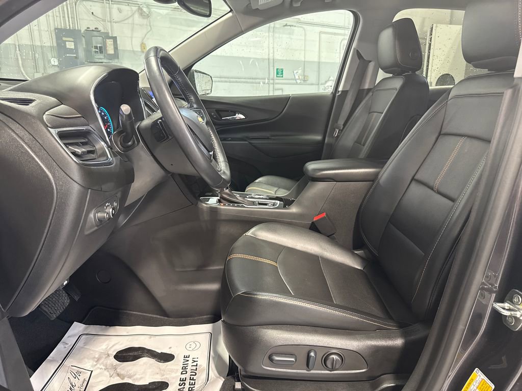 Used 2022 Chevrolet Equinox Premier AWD/4WD image 27