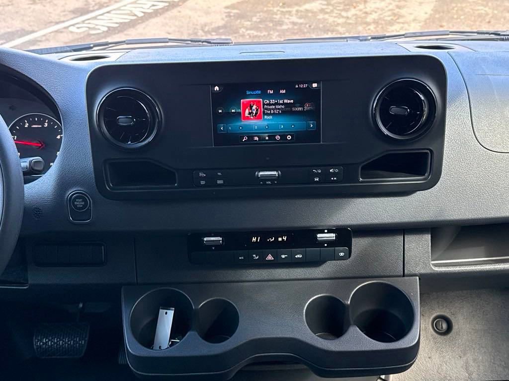 Used 2024 Mercedes-Benz Sprinter 3500 image 18