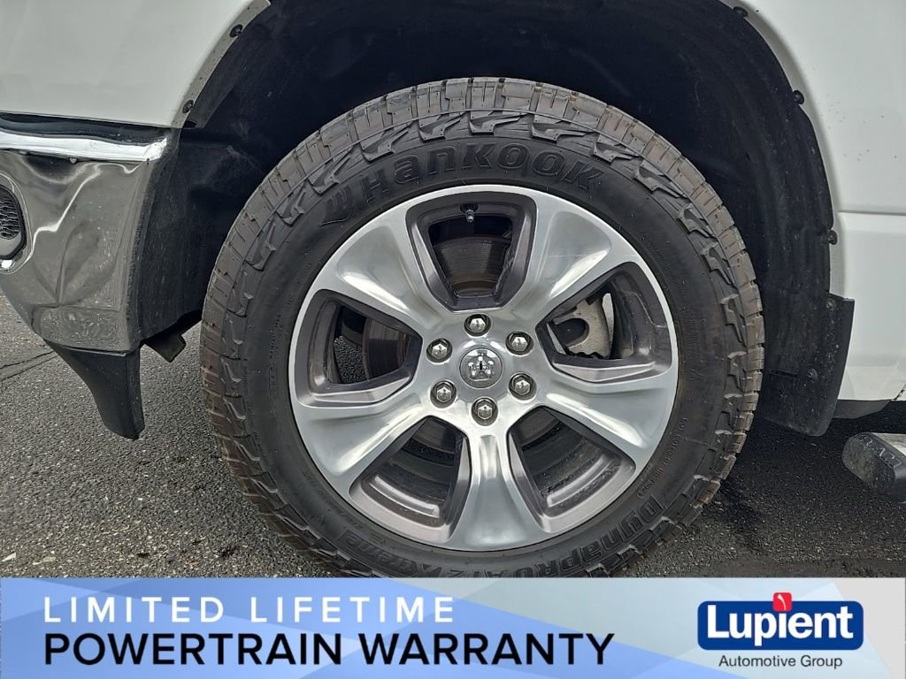 Used 2024 RAM 1500 Laramie AWD/4WD image 18