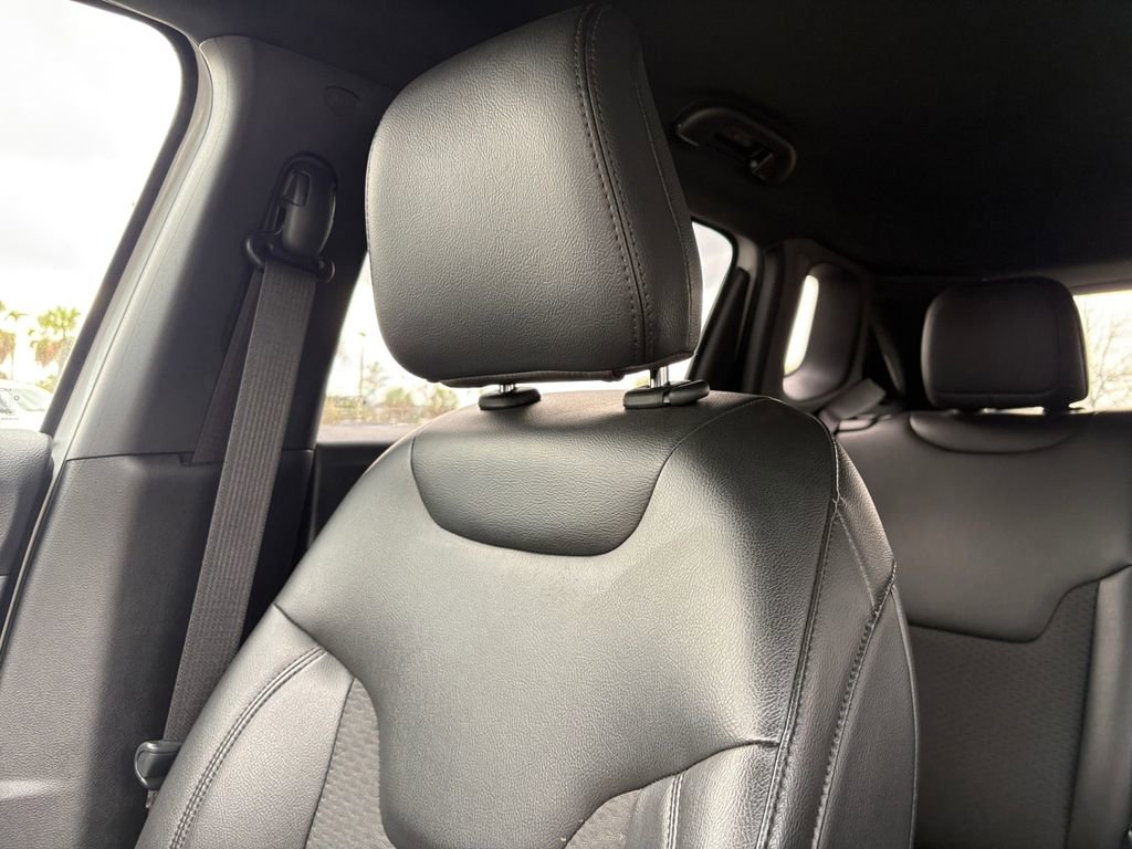 Used 2022 Jeep Compass Altitude image 12