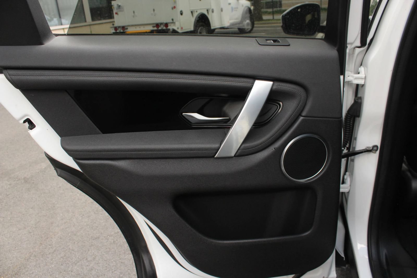 Used 2020 Land Rover Discovery Sport S AWD/4WD image 21