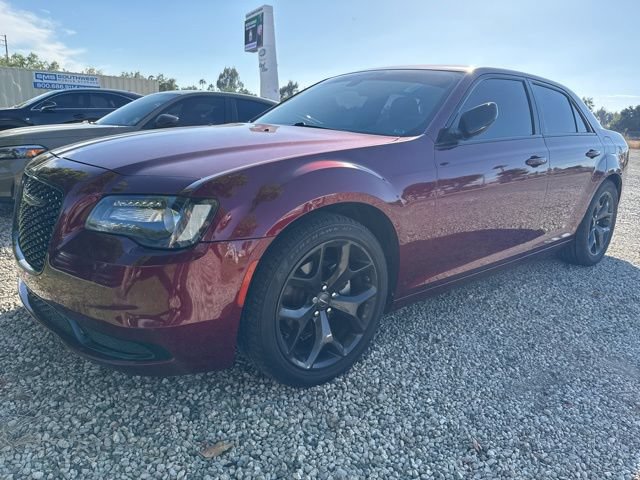 Used 2022 Chrysler 300 Touring w/ Sport Appearance Package RWD image 1