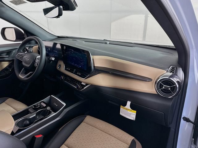 New 2026 Chevrolet Equinox ACTIV w/ Convenience Package III image 30