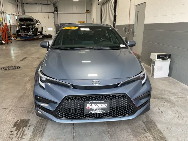 Used 2023 Toyota Corolla SE image 2