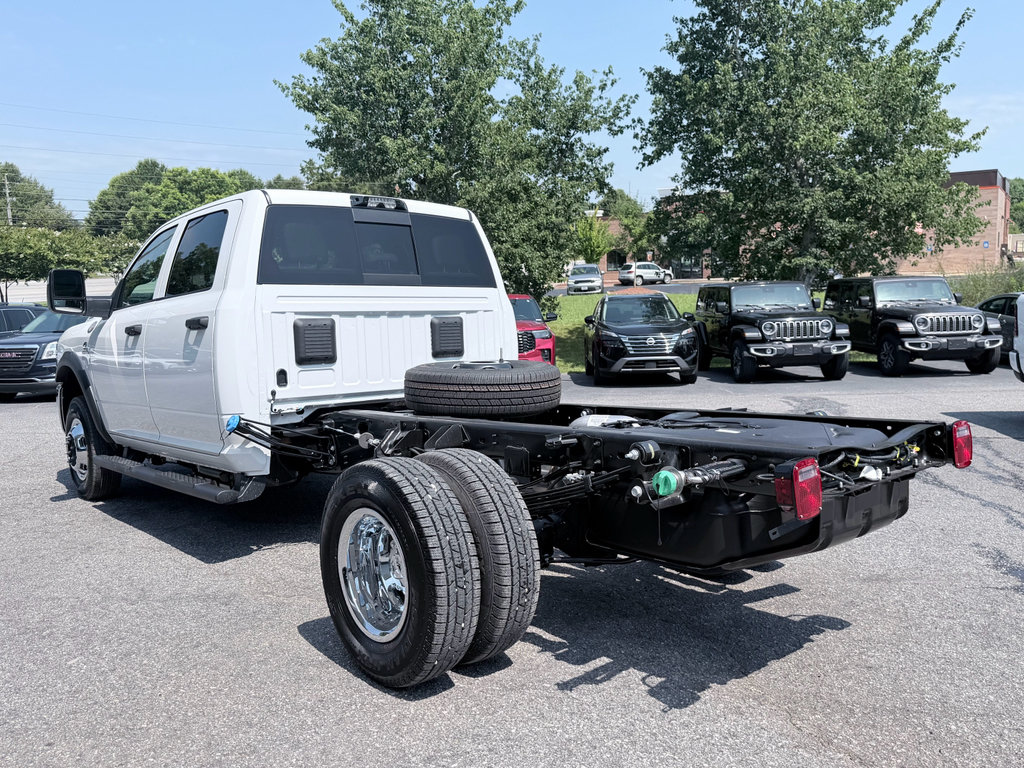 New 2026 RAM 3500 Tradesman AWD/4WD image 7