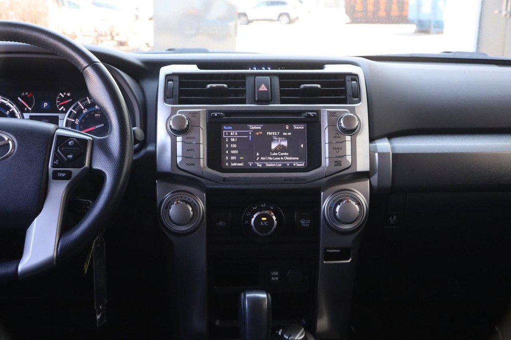 Used 2019 Toyota 4Runner SR5 Premium image 25