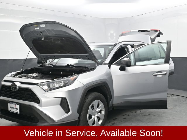 Used 2021 Toyota RAV4 LE AWD/4WD image 44