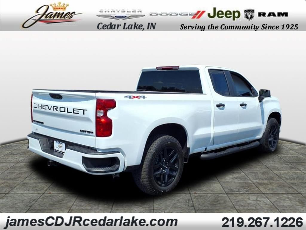Used 2025 Chevrolet Silverado 1500 Custom w/ LPO, Dark Essentials Package image 4