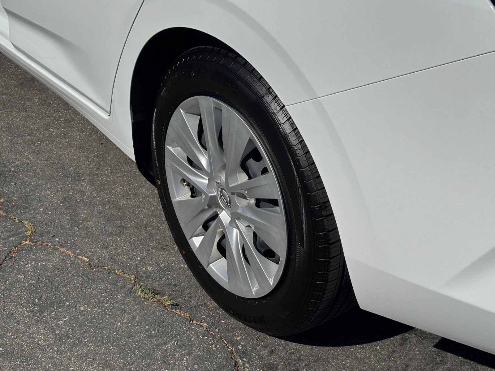 Used 2025 Nissan Sentra S FWD image 30