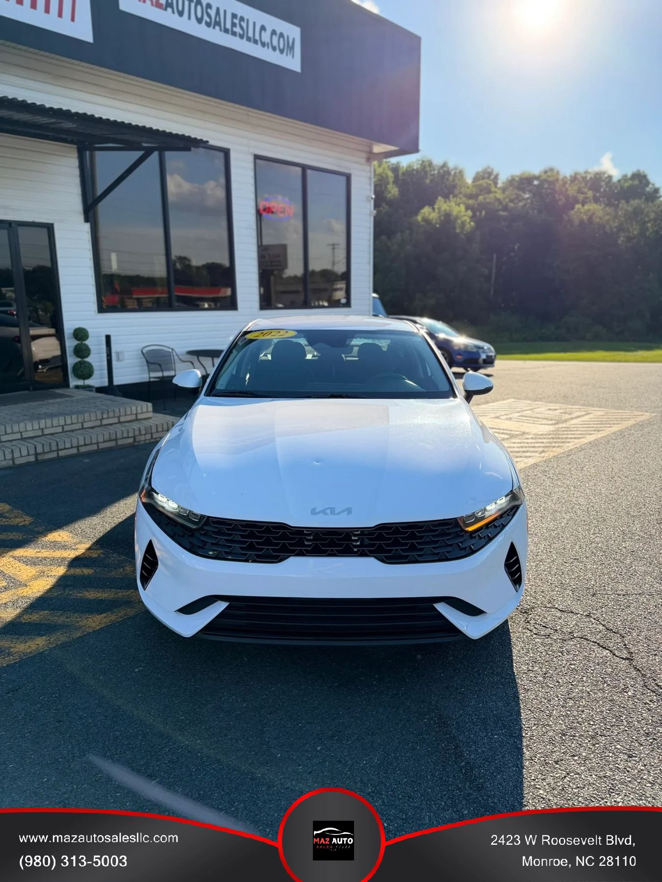 Used 2022 Kia K5 LXS FWD image 2