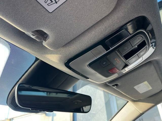 Used 2023 Hyundai Santa Fe Limited image 40