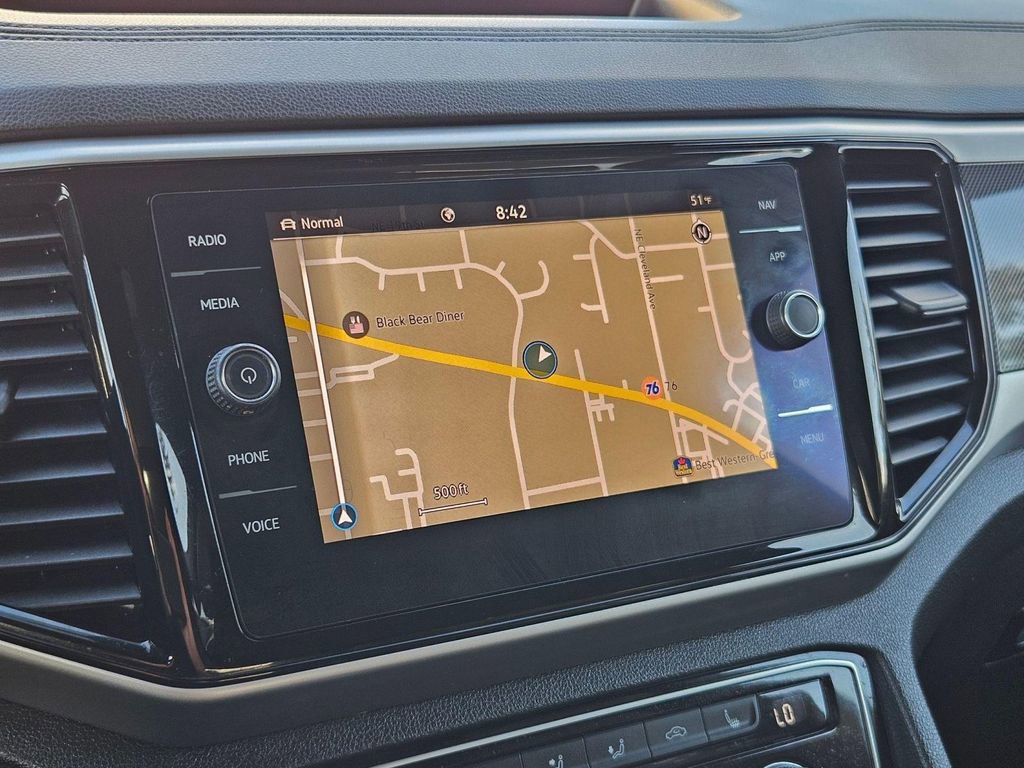 Used 2021 Volkswagen Atlas Cross Sport SEL image 18