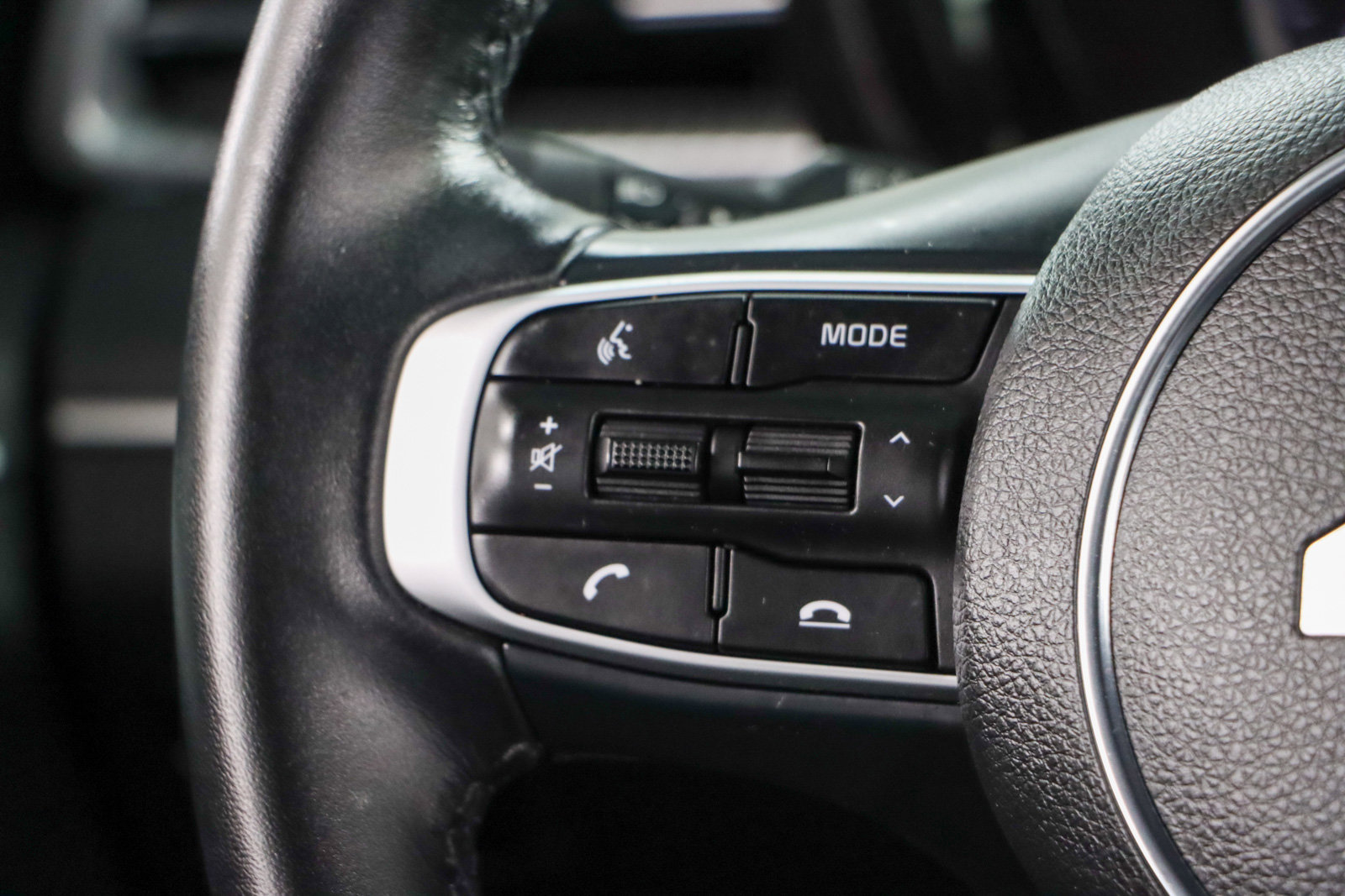 Used 2023 Kia K5 GT-Line image 13