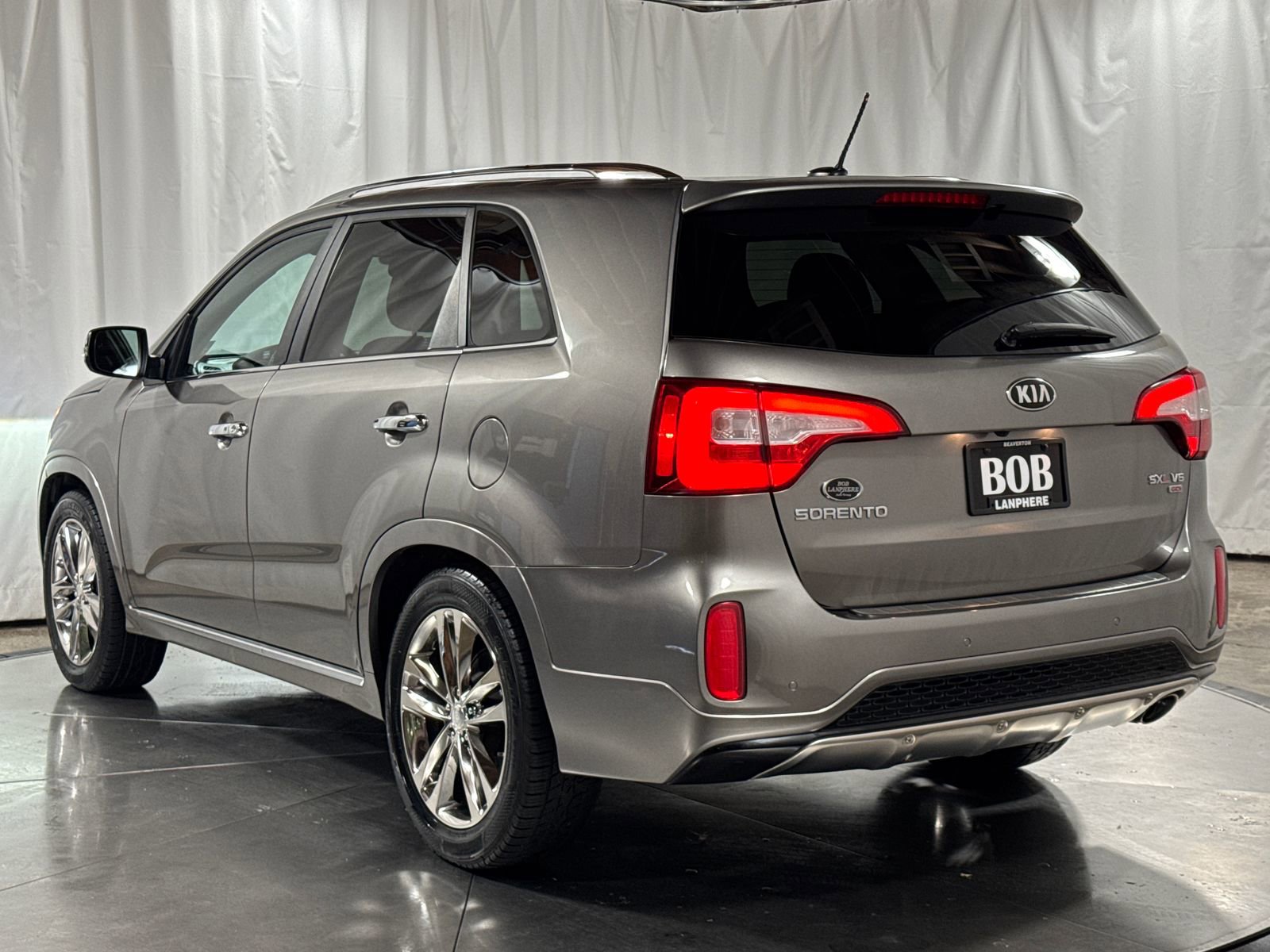 Used 2014 Kia Sorento SX w/ 3rd Row Package FWD image 9