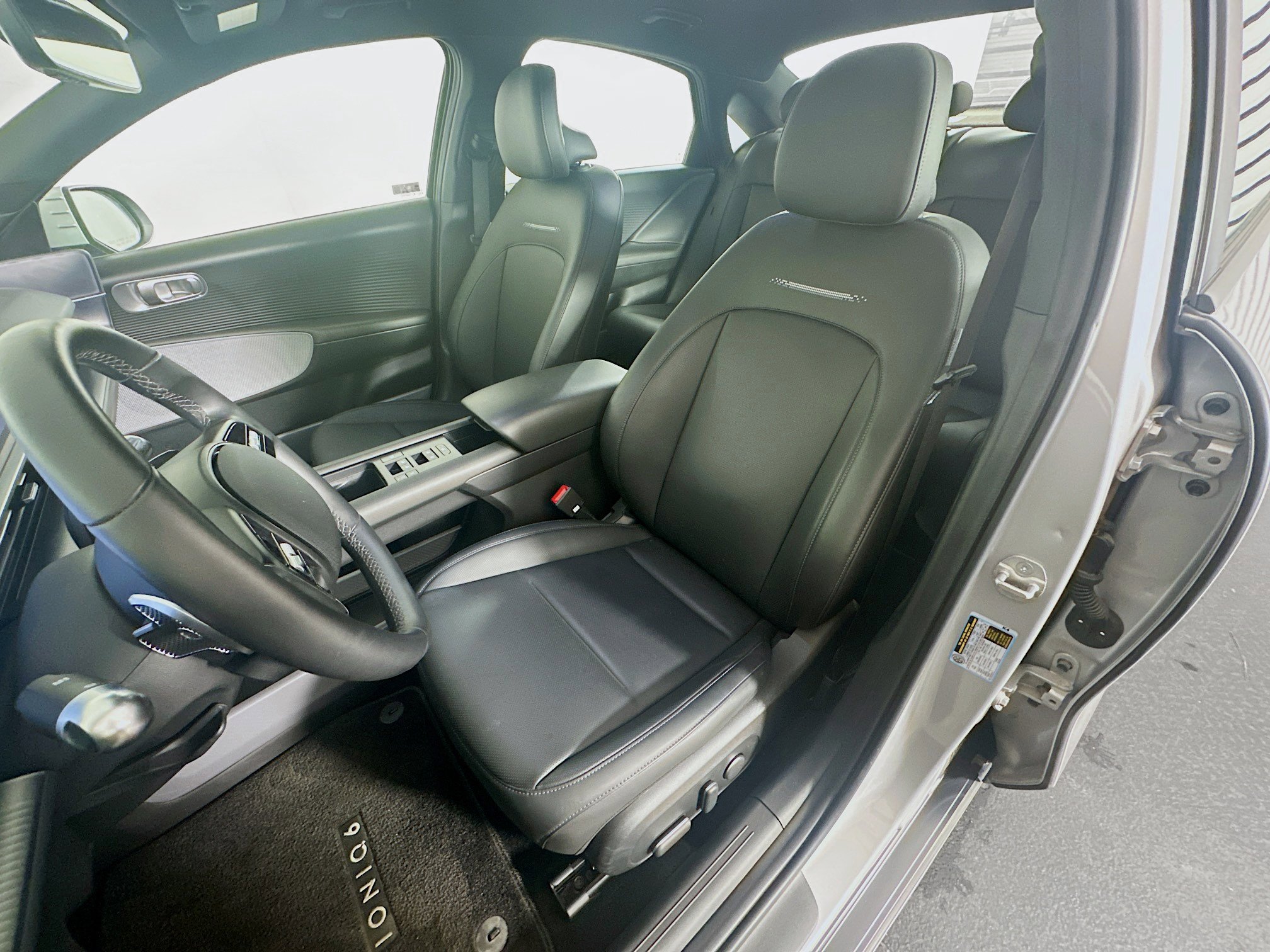 Used 2024 Hyundai Ioniq 6 SEL RWD image 13