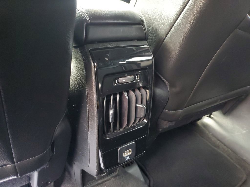 Used 2023 Jeep Compass Limited image 12