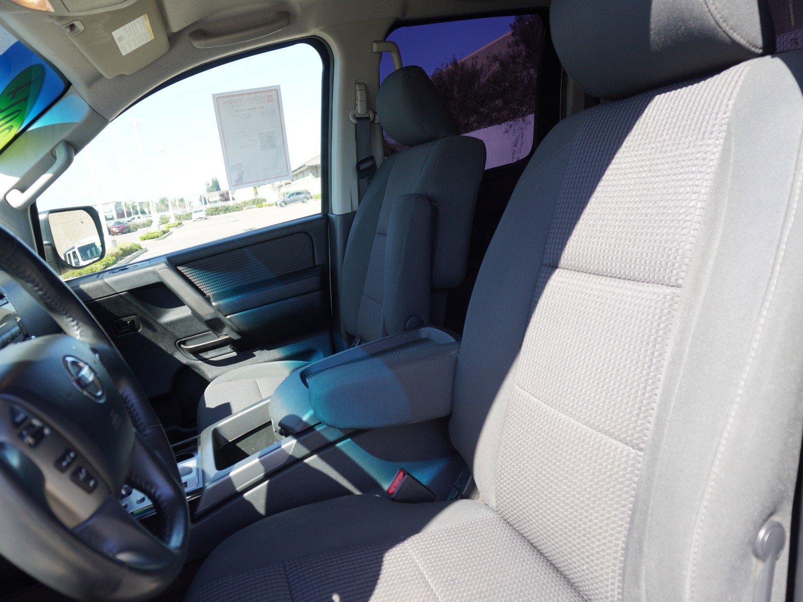 Used 2014 Nissan Titan SV w/ SV Value Truck Package image 22