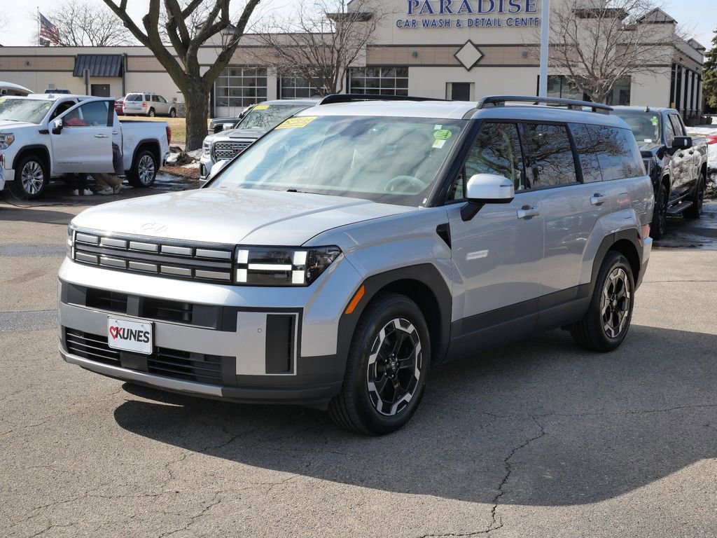 Used 2025 Hyundai Santa Fe SEL image 4