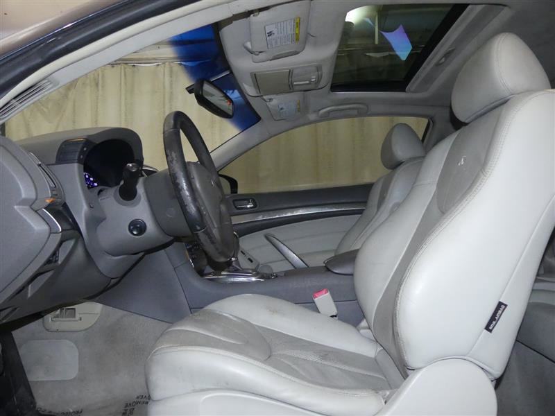 Used 2010 INFINITI G37 x w/ Premium Pkg image 16