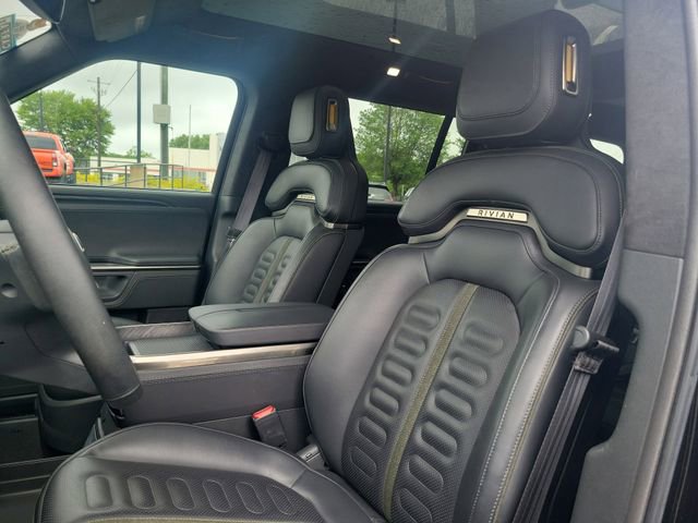 Used 2024 Rivian R1S Adventure AWD/4WD image 11