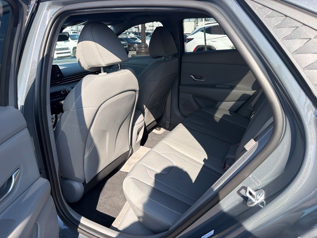 Certified 2026 Hyundai Elantra SEL Sport Premium FWD image 9